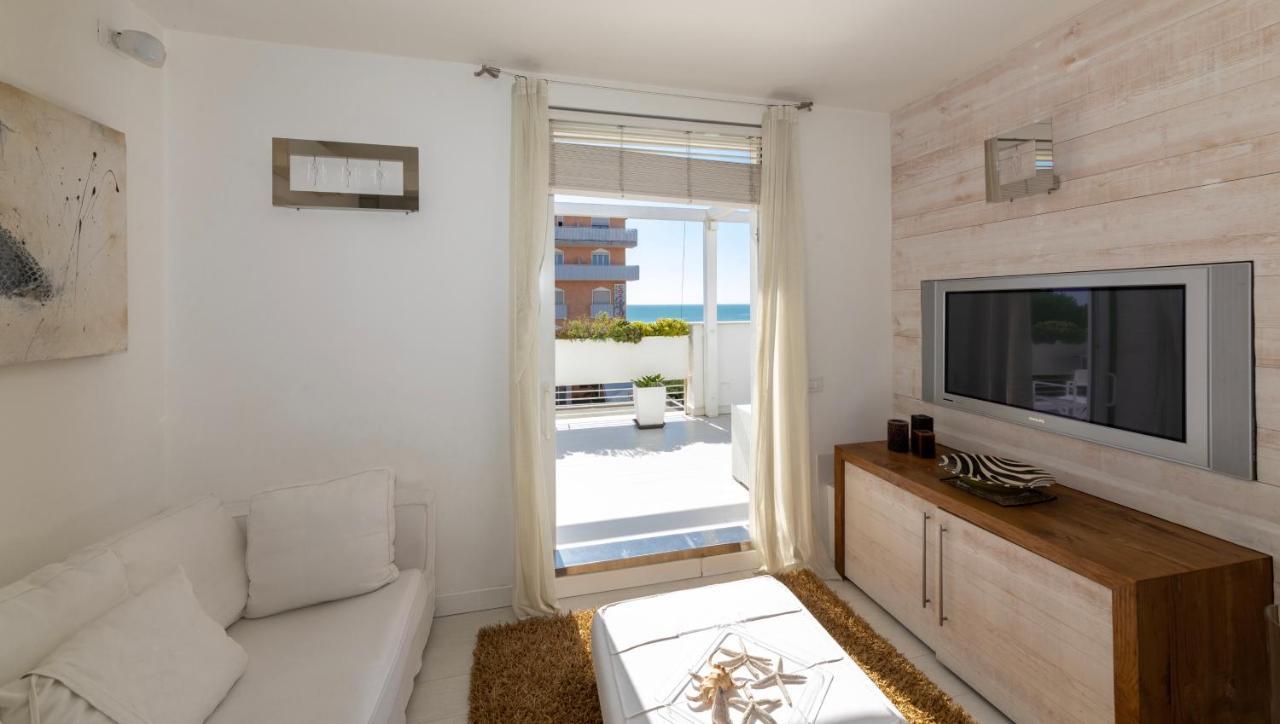 Magnifico Appartamento Dominique Jesolo Lido Carraro Immobiliare - Family Apartments Exteriör bild